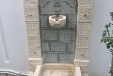 Μαρμάρινη βρύση