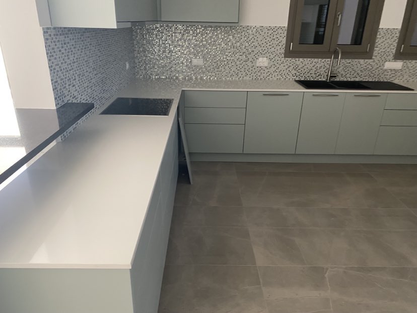 370053256_1295999707767924_4381358567792075655_n